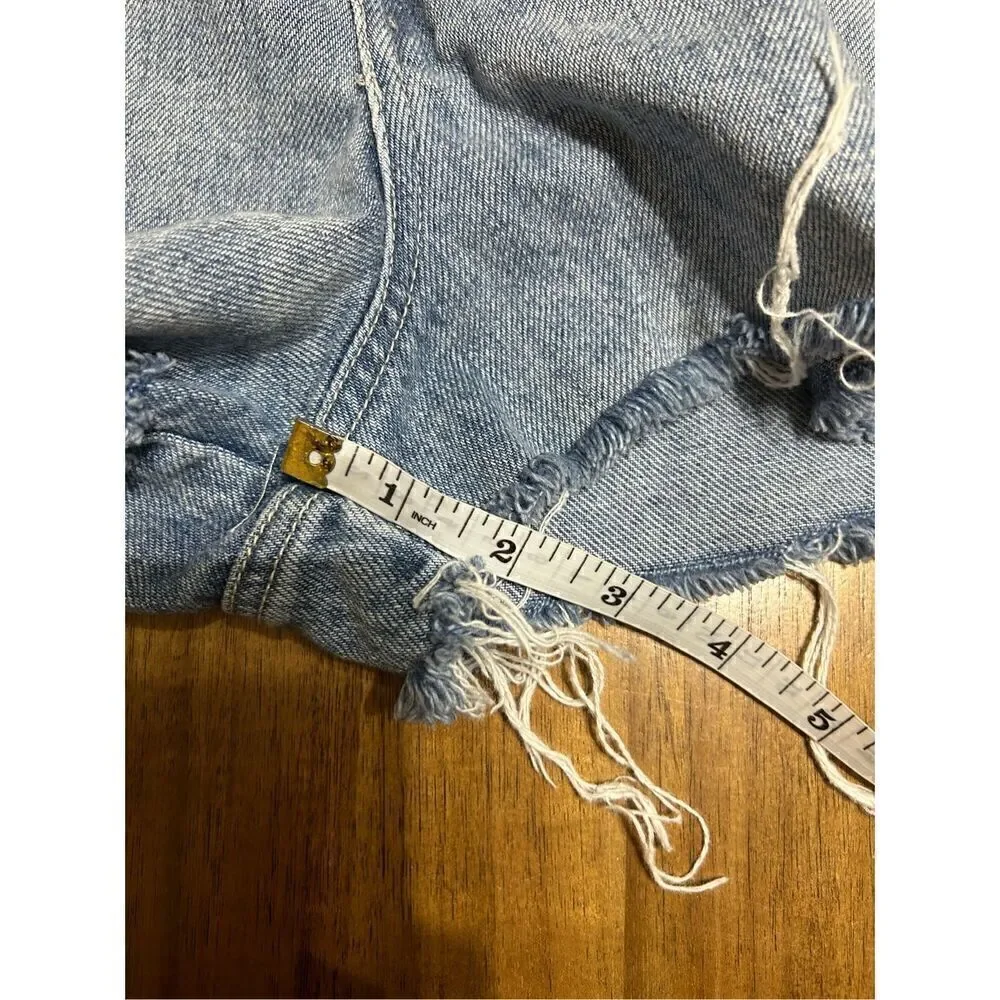 Forever 21 Womens Size 27 High Waisted Light Denim Shorts